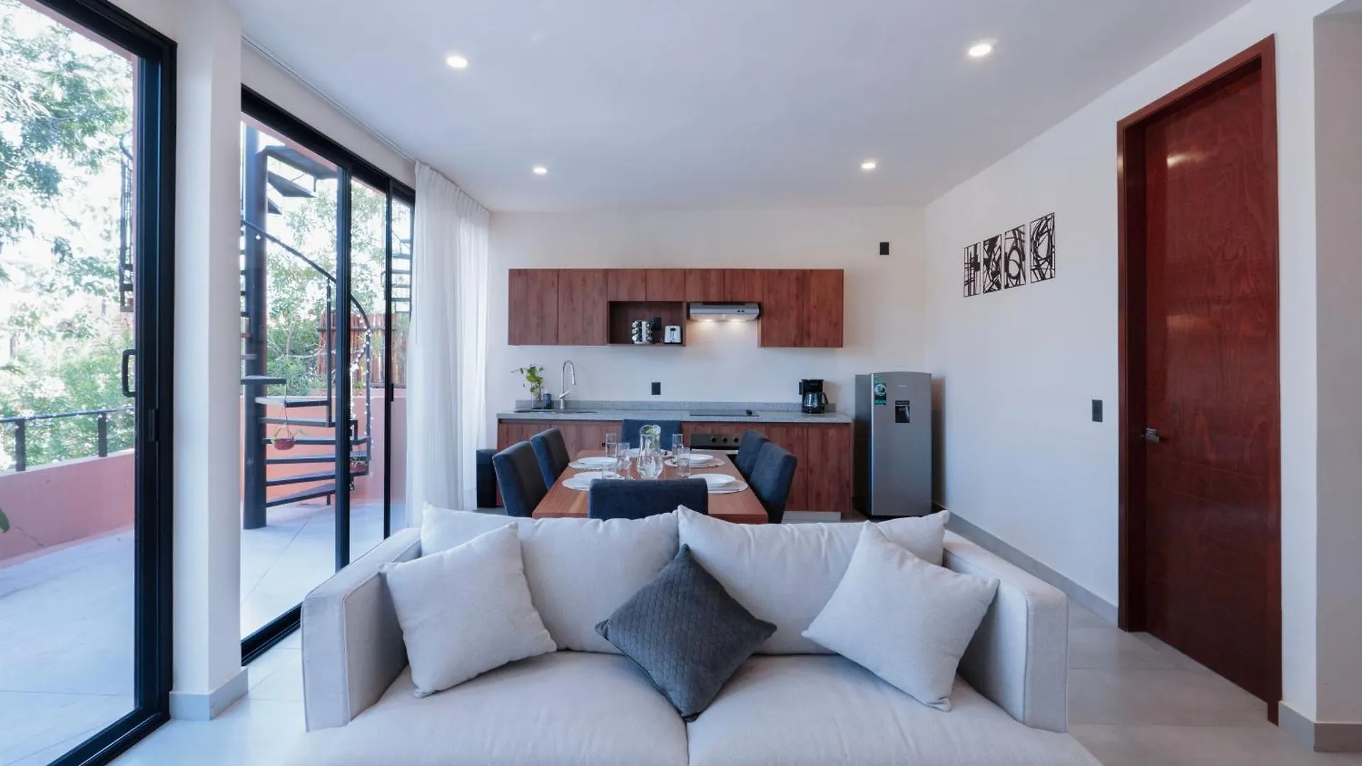 Casa Lifeu Tulum Aparthotel