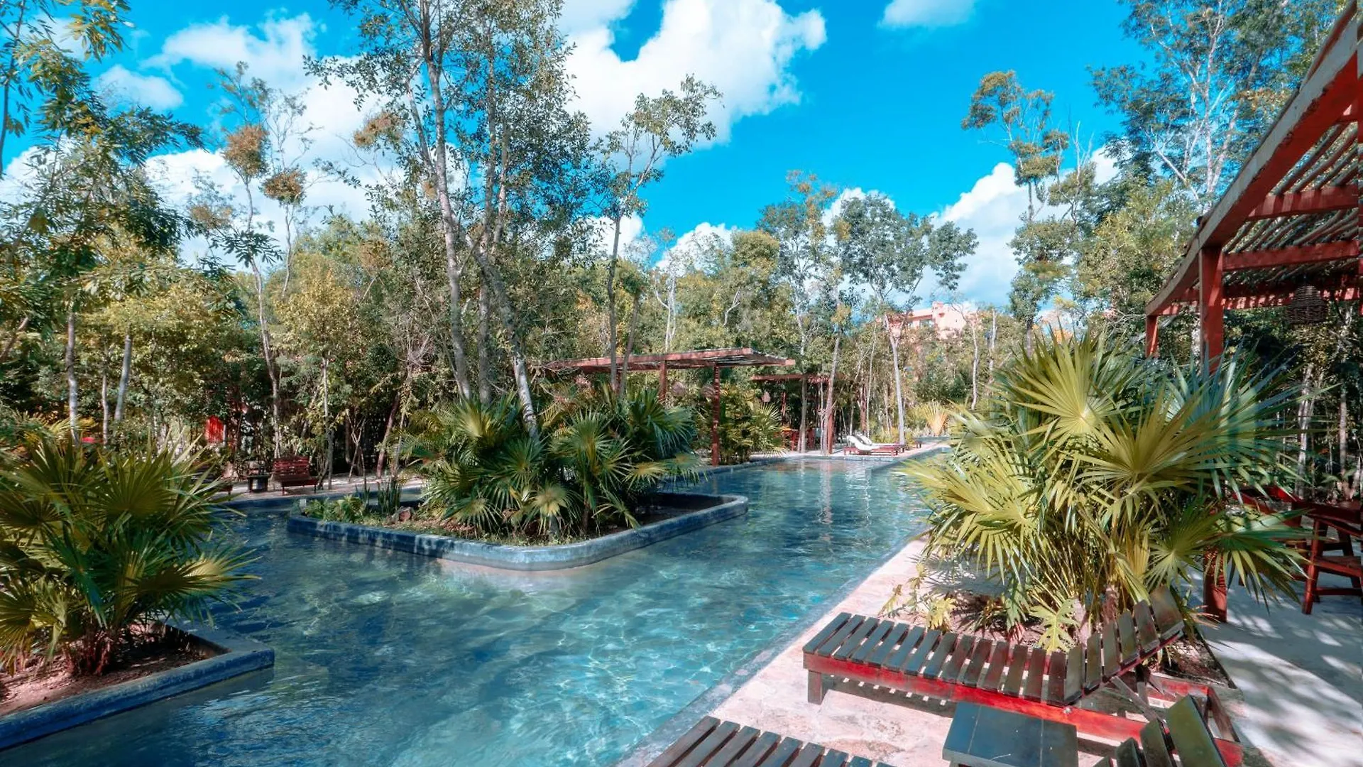 Casa Lifeu Tulum Aparthotel