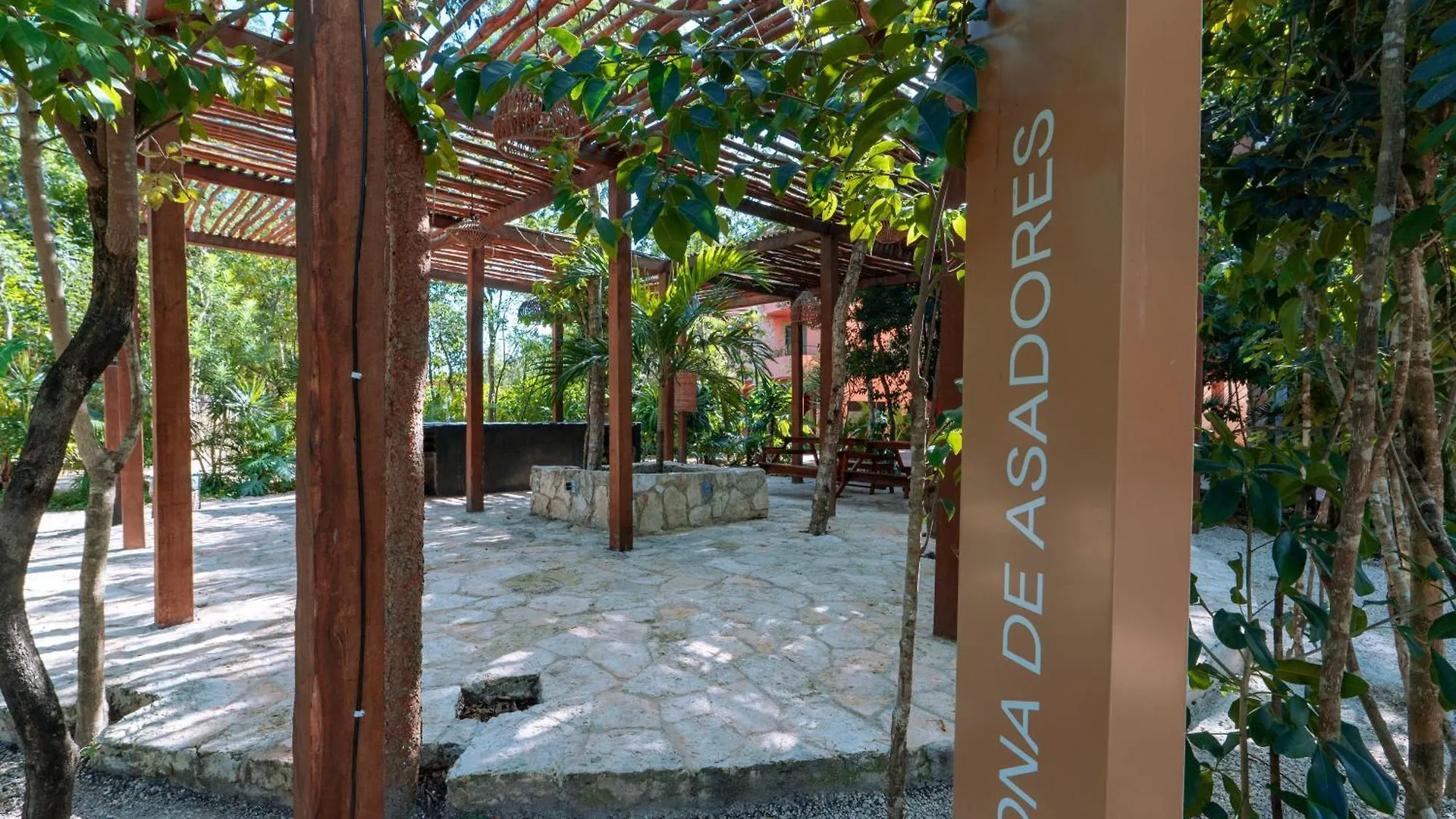 Casa Lifeu Tulum Aparthotel